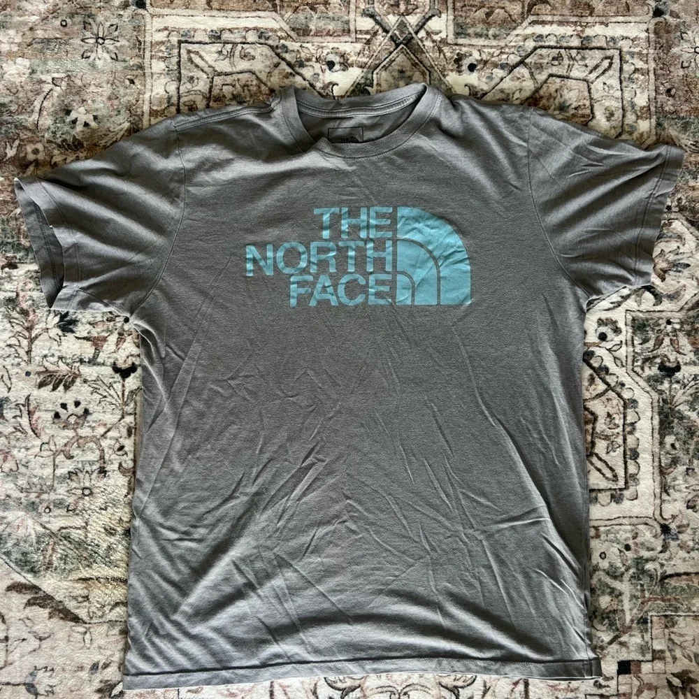 The North Face Gray and Blue Short Sleeve Tee